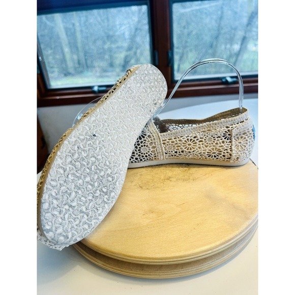 TOMS Cream Crochet Classic Canvas Alpargata Slip On Shoes Size 7.5 Women’s - Picture 5 of 5